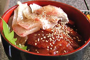二色丼 三崎港 三崎口