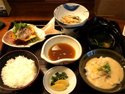 宇和島の郷土料理、かどやの鯛めし、さつま汁セット