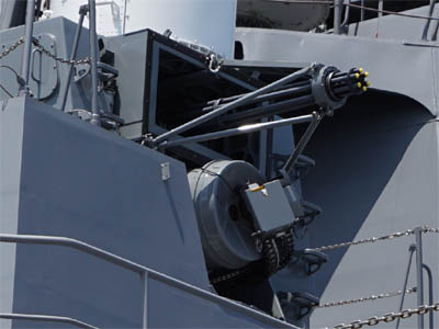護衛艦「ふゆづき」に搭載されているファランクス（高性能20mm機関砲）のガトリング砲