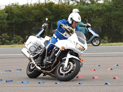 2015年全国白バイ安全運転競技大会の白バイバランス走行操縦競技、福島県代表 渡辺大輔隊員