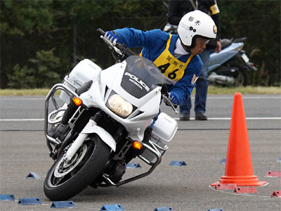 2015年全国白バイ安全運転競技大会の白バイバランス走行操縦競技、栃木県代表 藤田剛隊員
