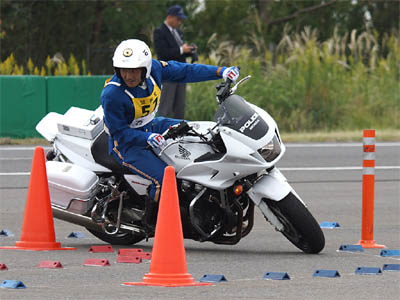 2015年全国白バイ安全運転競技大会の白バイバランス走行操縦競技、石川県代表 井口英治隊員