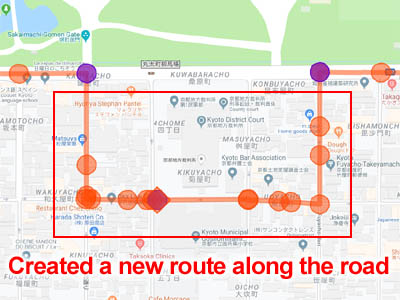 Route entlang der Straße, die in Google Maps im Straßenmodus erstellt wurde