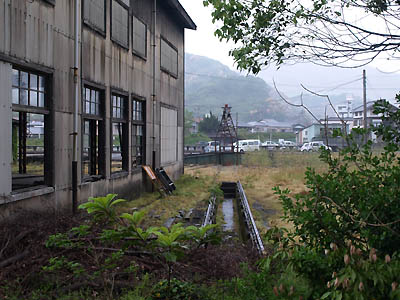 今は使われている昭和時代に使用されていた宇和島駅の旧機関区の跡地
