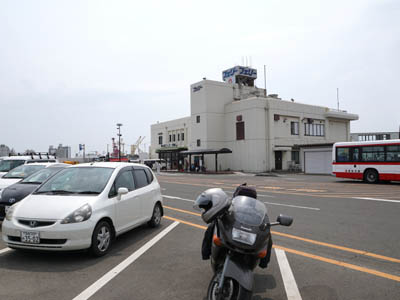 仙台港のフェリーターミナル