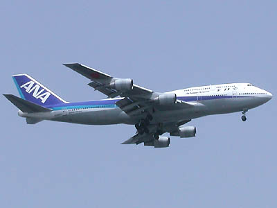 An airplane seen from the Jonanjima Seaside Park, ANA Boeing747-400