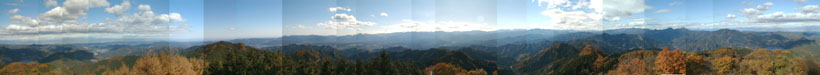 城峯山展望台から見た絶景の山岳
