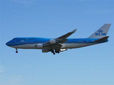 アムステルダム(AMS)発 成田(NRT)行 KL861便、KLMオランダ航空 Boeing 747-4000 (PH-BFT)
