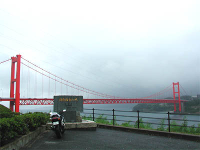 長崎の田平から平戸島へ渡る平戸大橋