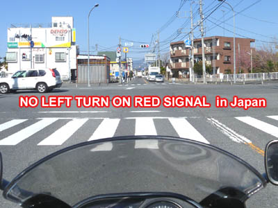 No Left Turn on Red Signal in Japan