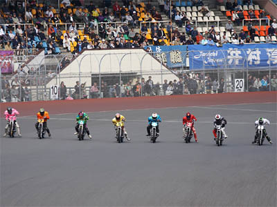 SG日本選手権オートレース３日目第５レース最終予選のスタートダッシュ