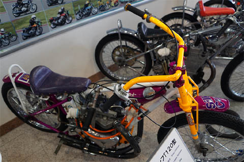 トライアンフT120型のオートレース用バイク