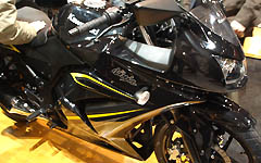 Ninja250R EX250KCFA(2012) KMT.METALLIC SPARK BLACK (15Z)