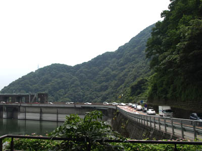 国道413号線 津久井湖