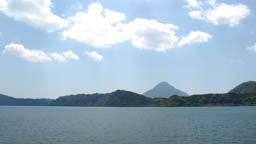 池田湖（鹿児島）