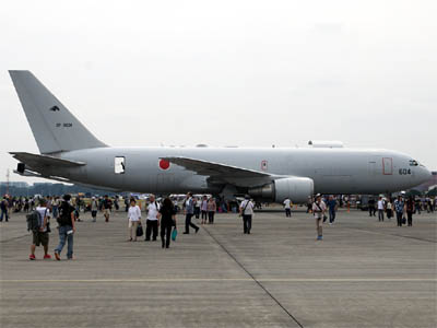 空中給油機 KC-767Jの四号機(07-3604)