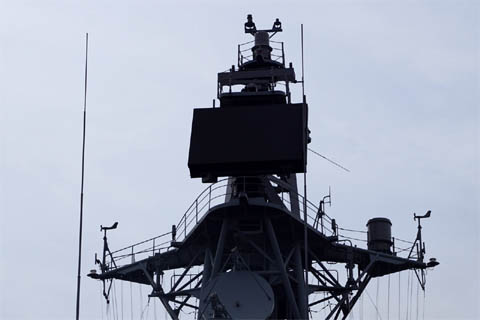 護衛艦「はたかぜ」の三次元レーダーAN/SPS-52
