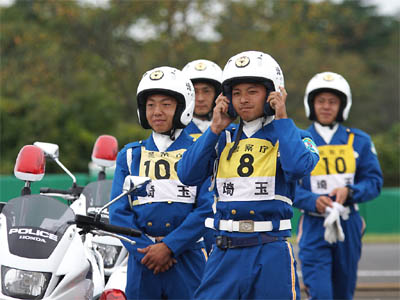 第47回全国白バイ安全運転競技大会に出場する埼玉県代表の白バイ隊員