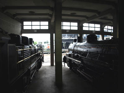 梅小路蒸気機関車館の内部
