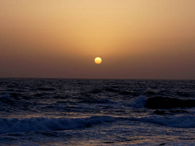 留萌の黄金岬に沈む夕日