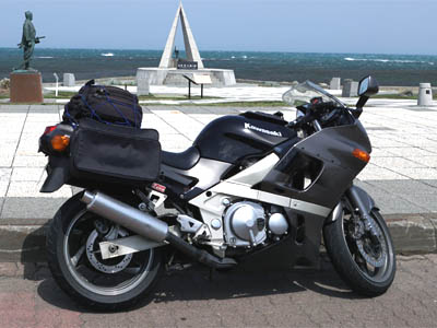 川崎ZZR400,1999的N7型号（ZX400N7）