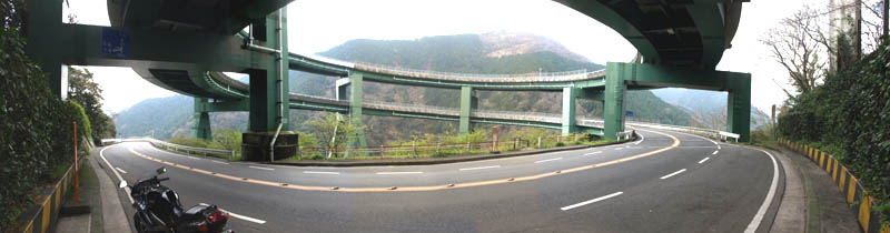 七滝ループ橋（静岡）